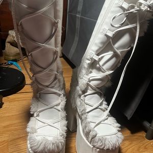 Camel-311 Demonia In white